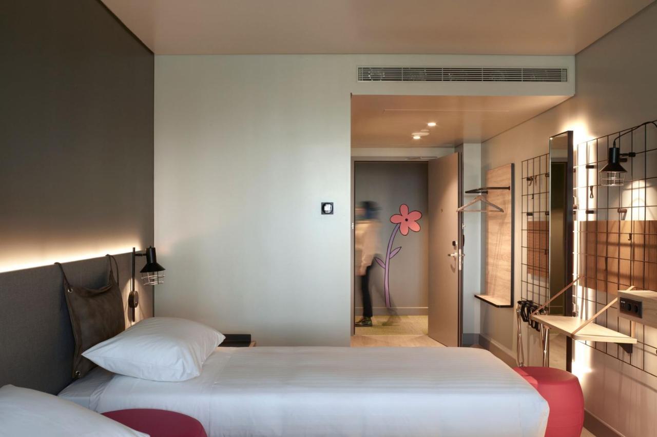 Moxy Athens City المظهر الخارجي الصورة