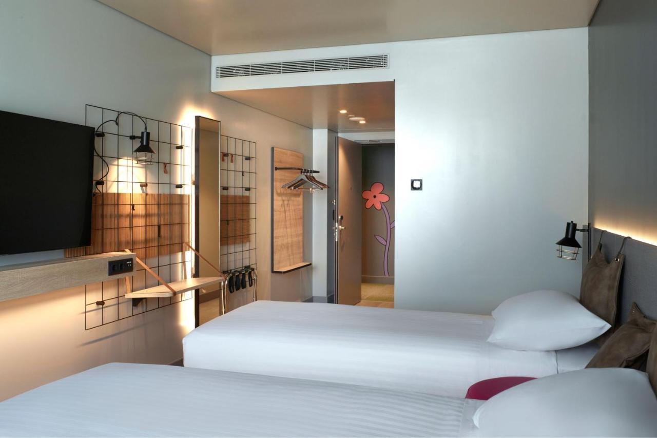 Moxy Athens City المظهر الخارجي الصورة