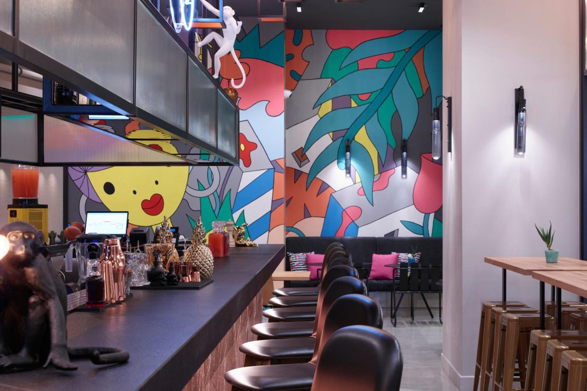 Moxy Athens City المظهر الخارجي الصورة