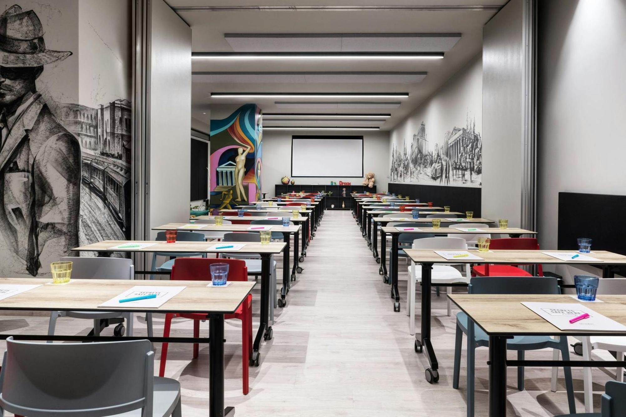 Moxy Athens City المظهر الخارجي الصورة